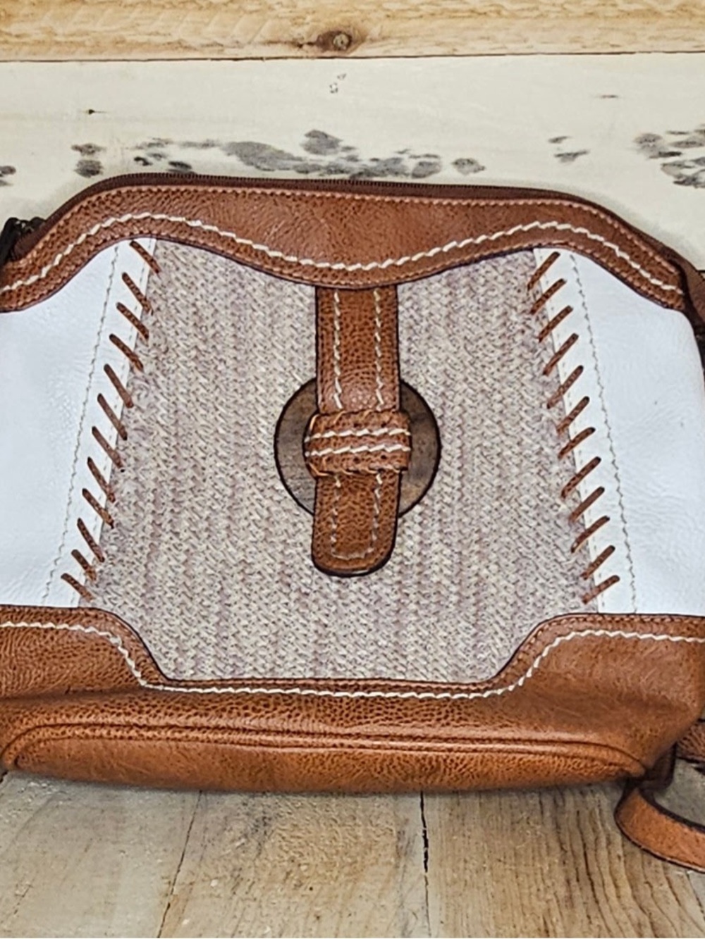 b.o.c Women’s Two-Tone Brown and White Crossbody Bag